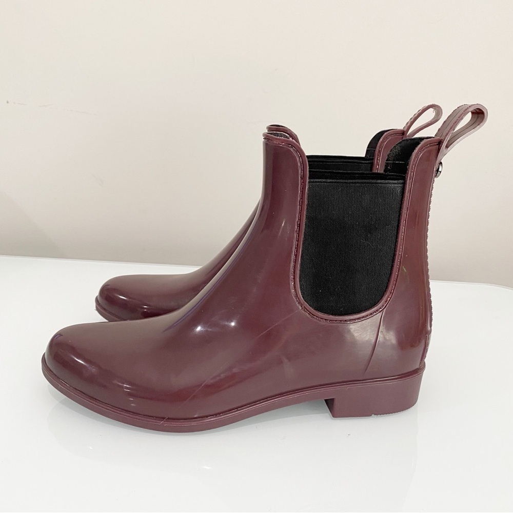 SAM EDELMAN Tinsley Chelsea Rubber Rain Bootie Sangria Size 7